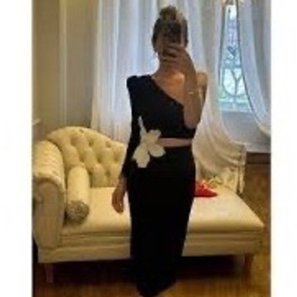 PatBO One Shoulder Floral Appliqué Cutout Midi Dress US 4 Black White Gorgeous🖤 - Picture 12 of 13